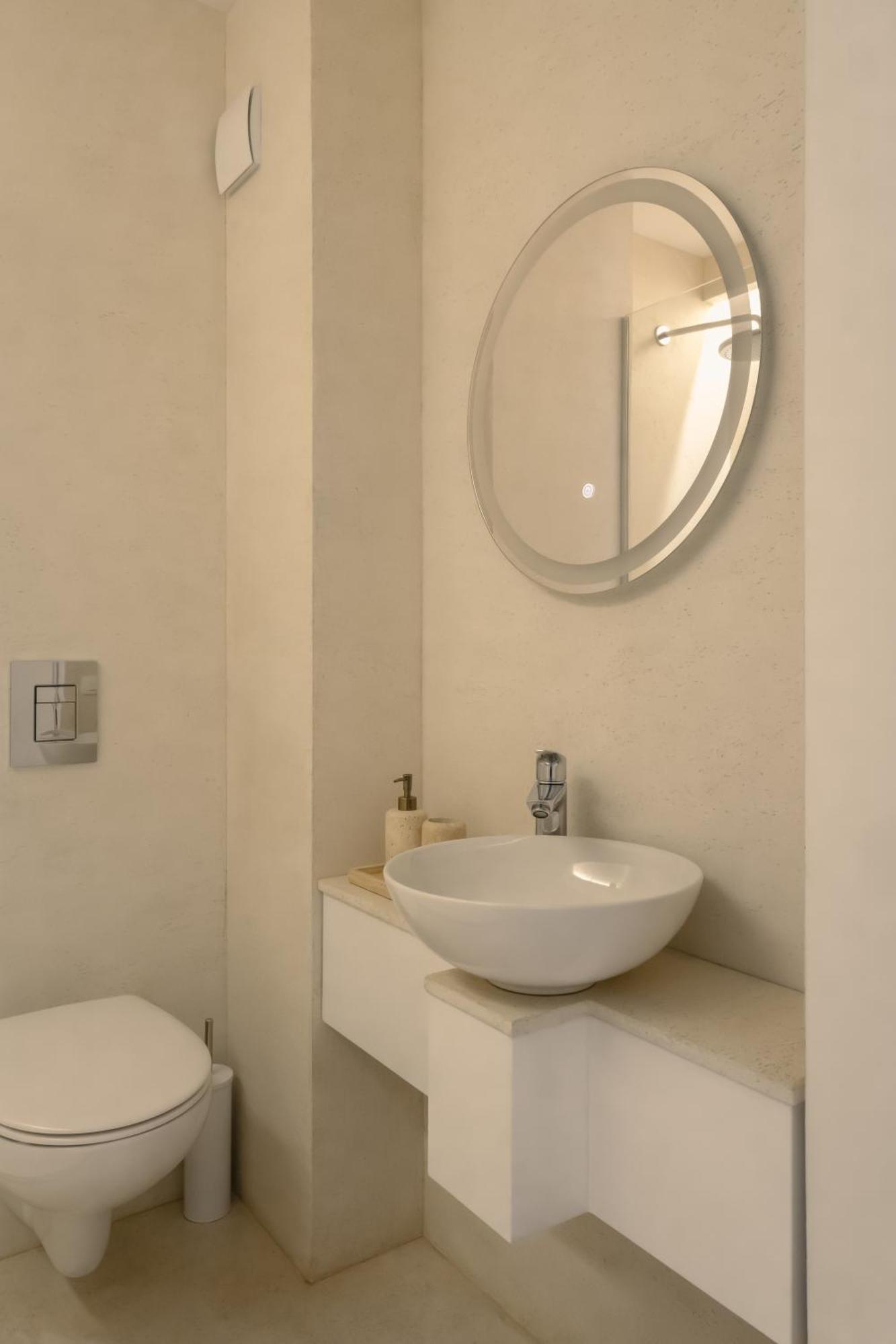 Hotel Hello Plovdiv - Free Parking And Pet Friendly מראה חיצוני תמונה